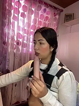 Snapshot of MadisonCambel chatting on 01.15.25 MadisonCambel online show from 01.15.25