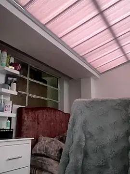 Snapshot of MadisonCambel chatting on 10.17.25 MadisonCambel online show from 10.17.25