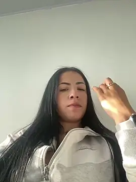 Snapshot of MadisonCambel chatting on 05.15.26 MadisonCambel online show from 05.15.26