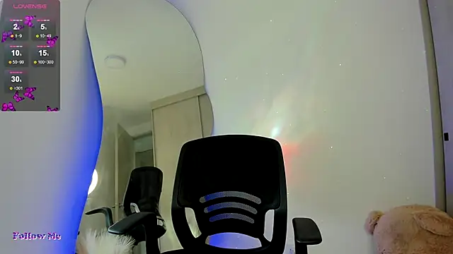 SussiVega online show from 03.14.25