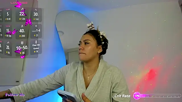 SussiVega online show from 10.14.25