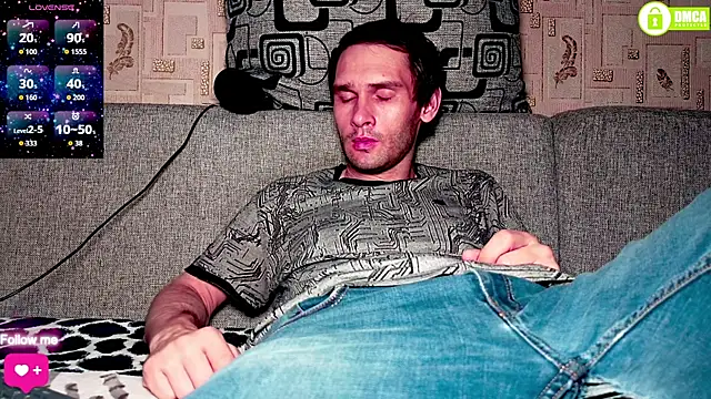 Snapshot of DavidCarroll chatting on 10.08.25 DavidCarroll online show from 10.08.25