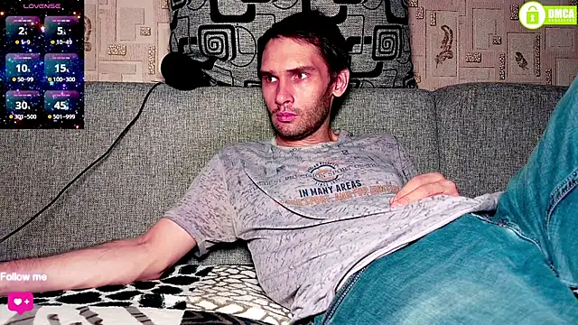 Snapshot of DavidCarroll chatting on 10.11.25 DavidCarroll online show from 10.11.25