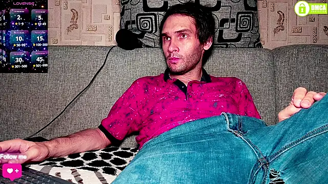 Snapshot of DavidCarroll chatting on 11.01.25 DavidCarroll online show from 11.01.25