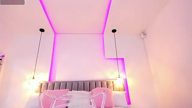 Snapshot of ValeryNova chatting on 01.17.25 ValeryNova online show from 01.17.25