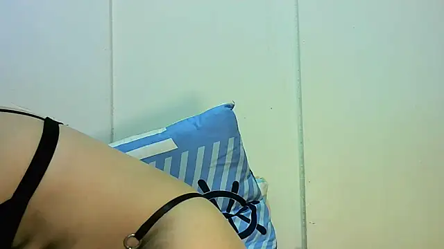 wildestsweetie online show from 02.06.25