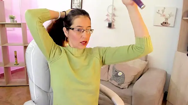 Snapshot of Antonnella_3 chatting on 03.22.25 Antonnella 3 online show from 03.22.25