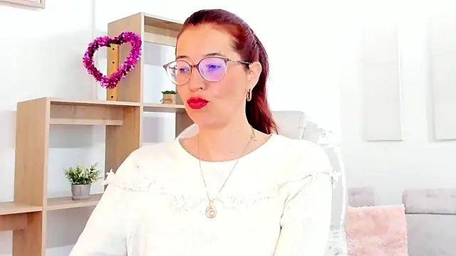 Snapshot of Antonnella_3 chatting on 10.13.25 Antonnella 3 online show from 10.13.25