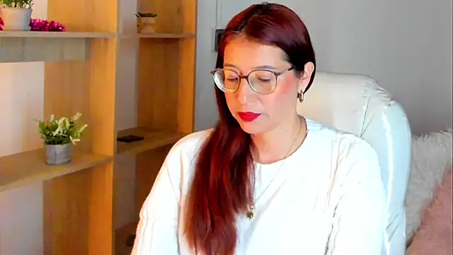 Snapshot of Antonnella_3 chatting on 11.22.25 Antonnella 3 online show from 11.22.25