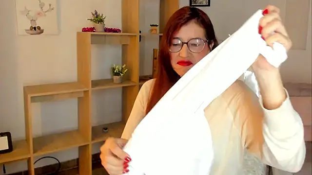 Snapshot of Antonnella_3 chatting on 11.23.25 Antonnella 3 online show from 11.23.25