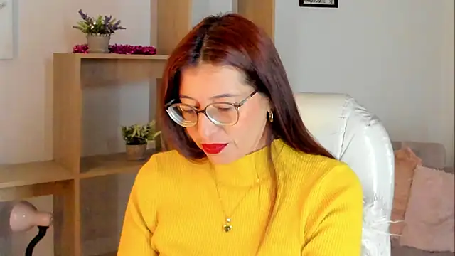 Snapshot of Antonnella_3 chatting on 11.27.25 Antonnella 3 online show from 11.27.25