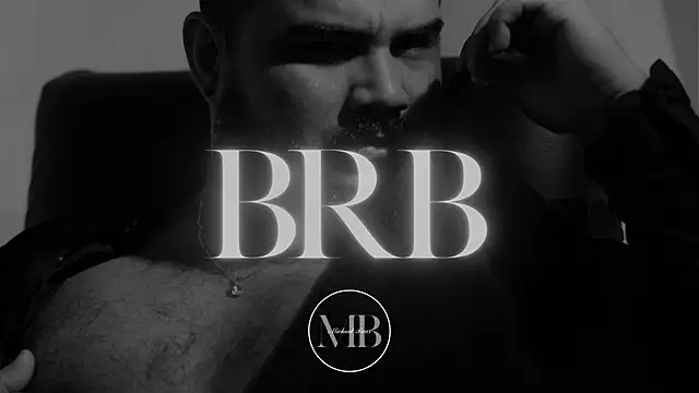 Snapshot of MichaelBear_ chatting on 10.20.25 MichaelBear online show from 10.20.25