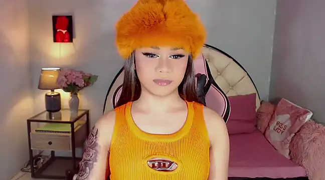 Snapshot of WeezyBabyXoxo chatting on 01.28.25 WeezyBabyXoxo online show from 01.28.25