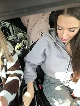 Emma Catt online show from 04.15.26