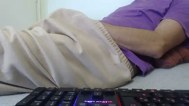 Snapshot of VASKOS178 chatting on 10.05.25 VASKOS178 online show from 10.05.25