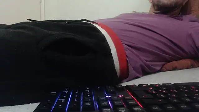 Snapshot of VASKOS178 chatting on 10.05.25 VASKOS178 online show from 10.05.25