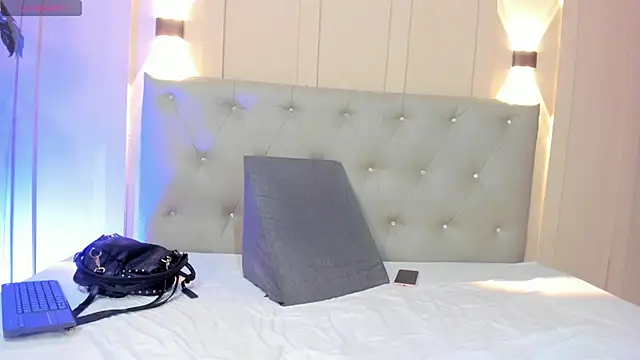 nicol snow online show from 01.23.25