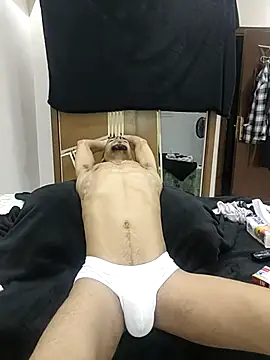 Snapshot of highguy chatting on 09.27.25 highguy online show from 09.27.25