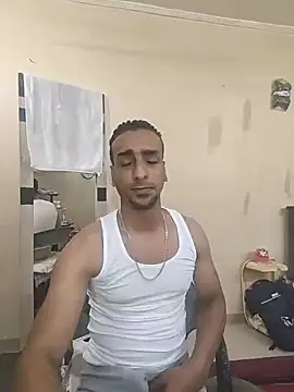 Snapshot of highguy chatting on 06.18.26 highguy online show from 06.18.26