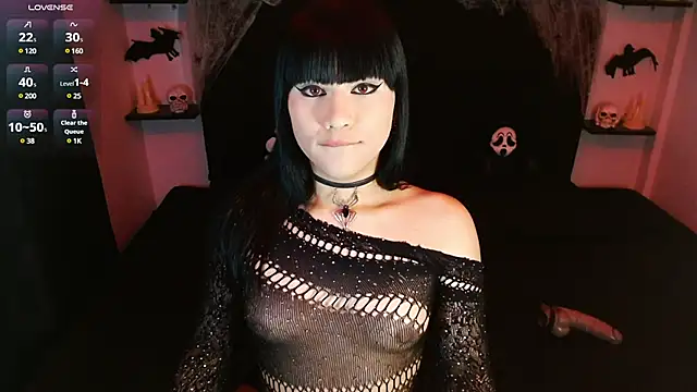 My vampire Mia online show from 01.17.25