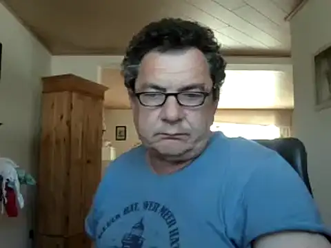 Snapshot of Nobbie444 chatting on 04.28.26 Nobbie444 online show from 04.28.26