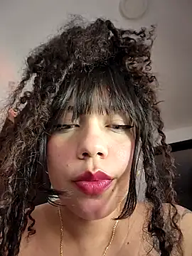 Snapshot of miafresa_hot chatting on 02.13.26 miafresa hot online show from 02.13.26