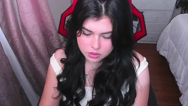 Alyaa s online show from 02.10.26