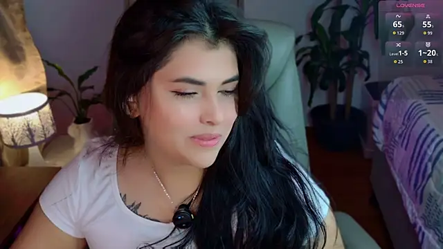 Snapshot of Alyaa_s chatting on 07.19.26 Alyaa s online show from 07.19.26