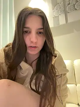 DoriDeluxe66 online show from 02.21.25