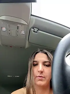 Snapshot of DoriDeluxe66 chatting on 11.16.25 DoriDeluxe66 online show from 11.16.25