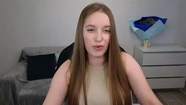 EvaMaddison online show from 12.17.24