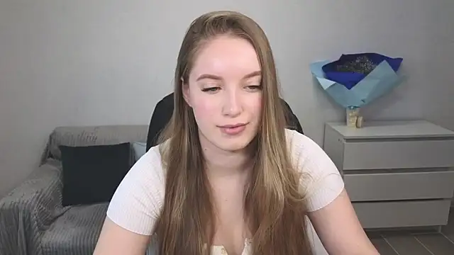 EvaMaddison online show from 12.18.24