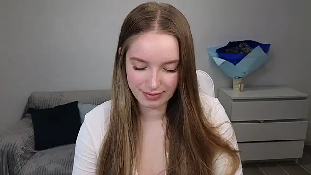 EvaMaddison online show from 12.21.24