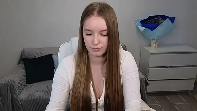 EvaMaddison online show from 12.21.24