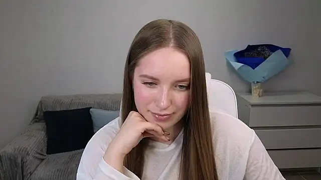 EvaMaddison online show from 01.25.25