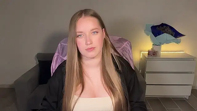 EvaMaddison online show from 07.14.26