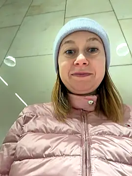 BrookeEvans online show from 09.28.25