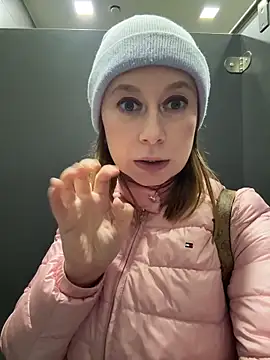 BrookeEvans online show from 10.02.25