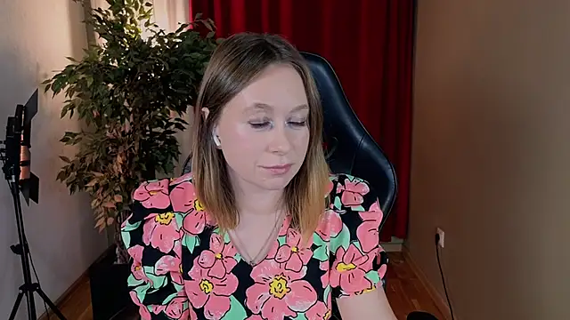 BrookeEvans online show from 10.29.25