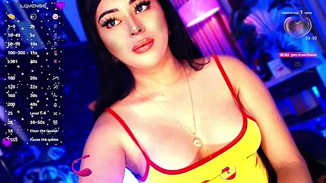 Thalia Cambridge online show from 10.16.25