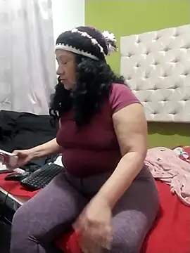 Snapshot of Diosasky chatting on 03.04.25 Diosasky online show from 03.04.25