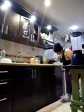 Snapshot of Diosasky chatting on 03.16.25 Diosasky online show from 03.16.25