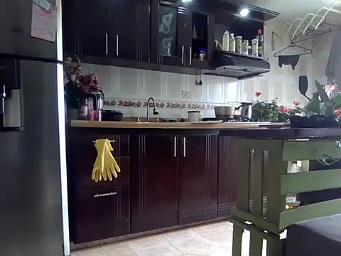 Snapshot of Diosasky chatting on 10.20.25 Diosasky online show from 10.20.25