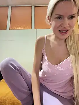 Keylili online show from 03.21.25