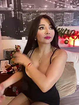 KateLatorre online show from 12.13.24