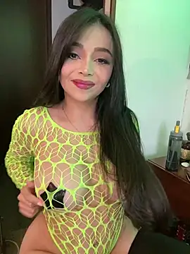 KateLatorre online show from 01.23.25