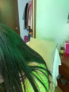 KateLatorre online show from 03.15.25