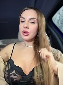 Snapshot of Kalli_Fornia chatting on 11.09.25 Kalli Fornia online show from 11.09.25