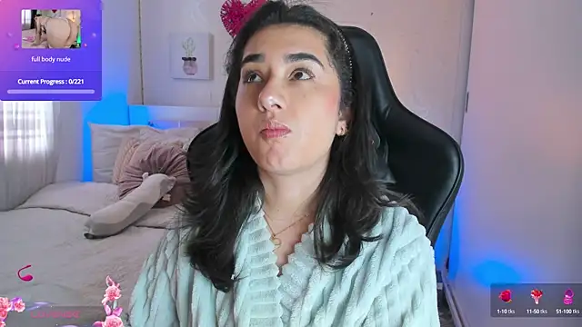 annadu011 online show from 02.12.25