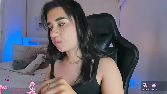 annadu011 online show from 03.16.25